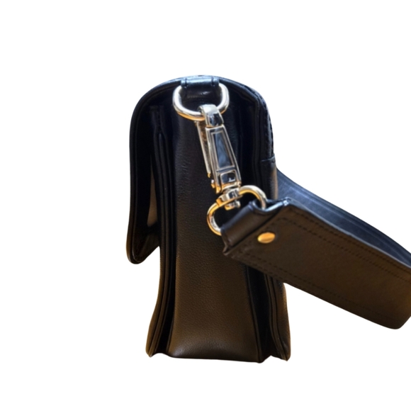 Kate Spade Vintage Black Purse - Picture 4 of 12